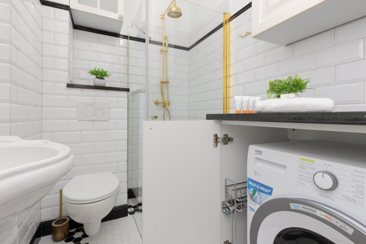 Metro Rondo Onz Apartment By Noclegi Renters Βαρσοβία Εξωτερικό φωτογραφία