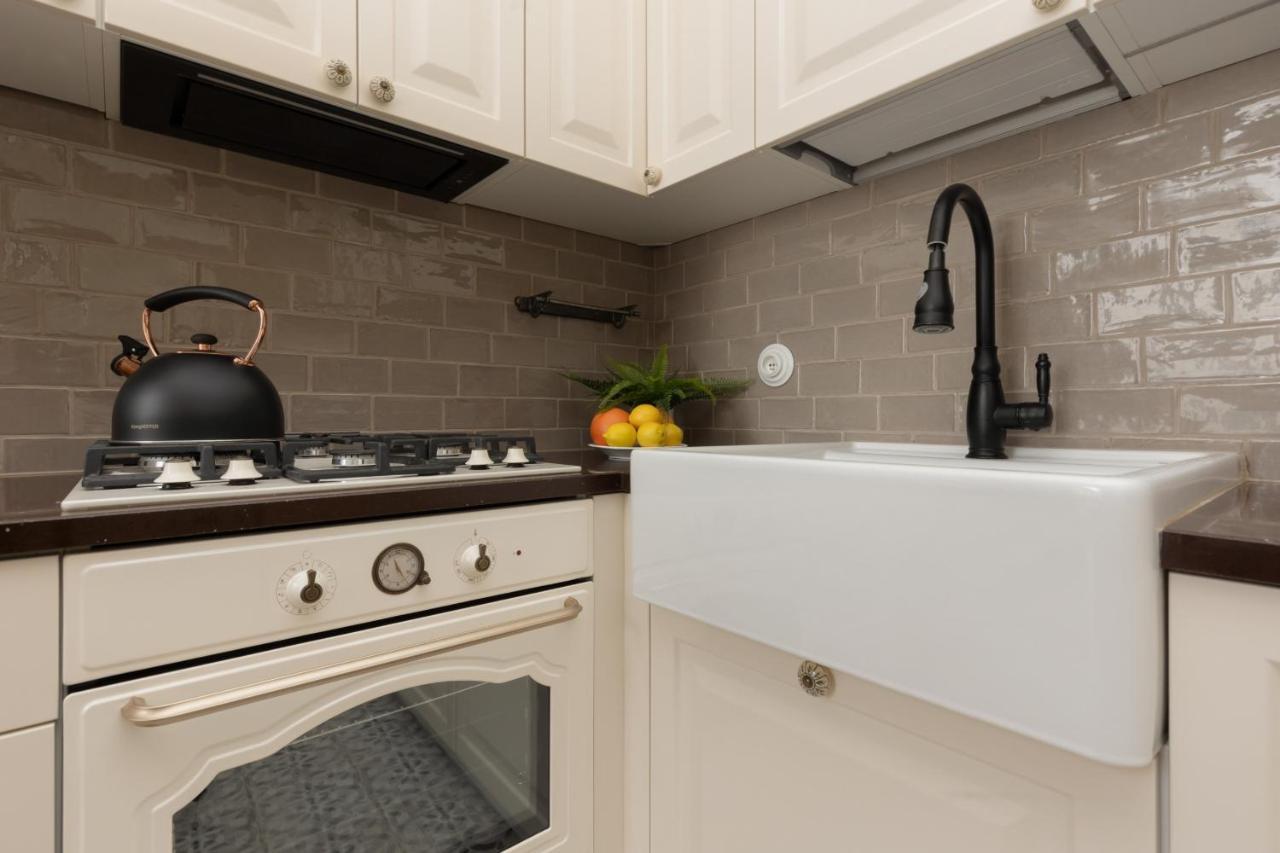 Metro Rondo Onz Apartment By Noclegi Renters Βαρσοβία Εξωτερικό φωτογραφία